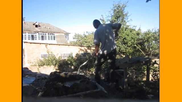 БАССЕЙН (3 000 куб) Часть 40. Для Осетра, Белуги, Форели, сома, и щук. Build a waterfall fish pond смотреть онлайн