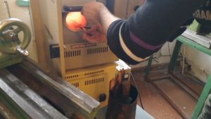 Изготовление деревянных колес на сверлильном станке перьевым сверлом.  Колёсоделка V2.1