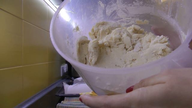 Готовим очень вкусное лимонное печенье. Простой рецепт. Prepare delicious lemon cookies. смотреть онлайн