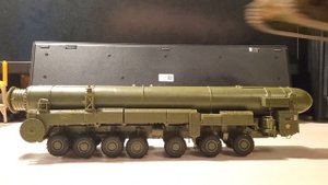 Ракетный комплекс "ТОПОЛЬ" модель от звезды