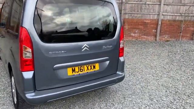 2012 Citroen Berlingo смотреть онлайн