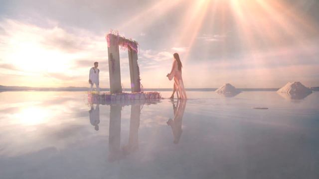 Fuego en la piel (Besos de miel) - Gardenia (Letra) смотреть онлайн