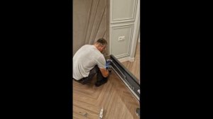 Монтаж мягких стеновых панелей и кровать