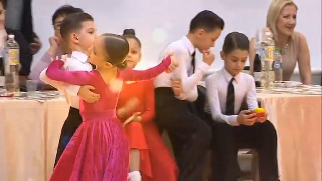 Camelia Taran & Alex Cebanu смотреть онлайн