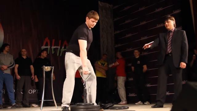 Армлифтинг 3 мужчины. Турнир Анас 2014 Чистополь. Вес снаряда 60 70 кг смотреть онлайн