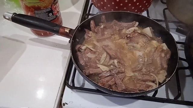 Vloq/Ужин/Макароны с печенью