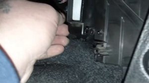 Замена салонного фильтра НИССАН ЛАФЕСТА.