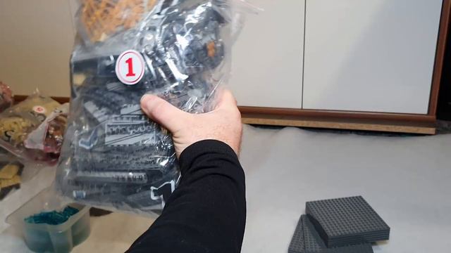 MOULD KING 12011 Magic Station смотреть онлайн