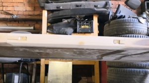 Реставрация деревянной входной двери после взлома