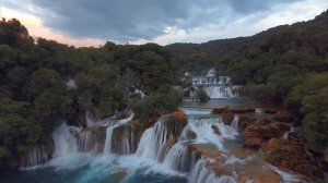 главный каскад водопадов в национальном парке Krka, Хорватия. 4K