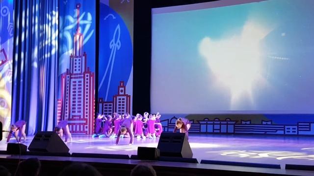 танец "СНЫ". Ансамбль современного танца "СПЕКТР" смотреть онлайн