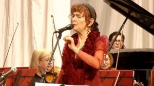 Людмила Кононова. Авторская песня "Как хотелось поделиться". С Вятским симфоническим оркестром.