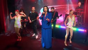 Елена Чеботкова - Гордость и любовь
(музыка: Светлана Кулемина, слова: Игорь Блоцкий)