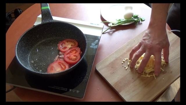 Яичница с биконом.mp4
