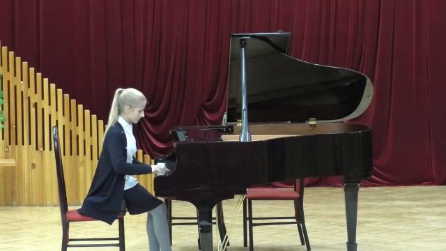 Пикалова Ксения Андреевна - Р. Глиэр, соч.34 N 12 "Эскиз" смотреть онлайн