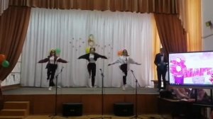 Танец из 90-х