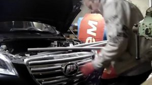 ЛИФАН Х60 УТЕПЛЯЕМ РЕШЁТКУ РАДИАТОРА.