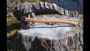 Топор Рысь и кедр .