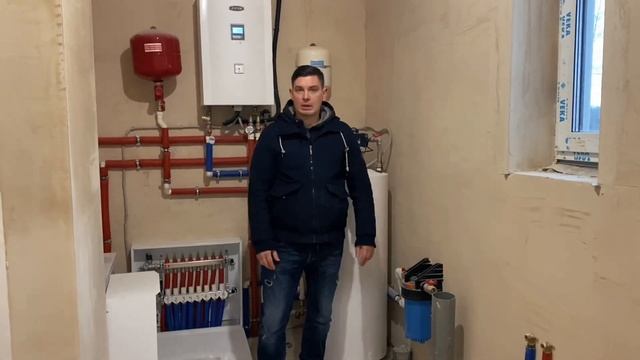 Одноэтажный дом из газобетона с несущими колоннами.