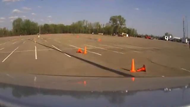 SCCA SOLO race. Novice class. Best run by Dave. смотреть онлайн