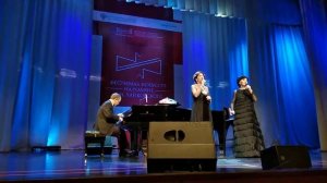 Нани Брегвадзе с дочерью романс "Я вас любил, любовь ещё быть..."