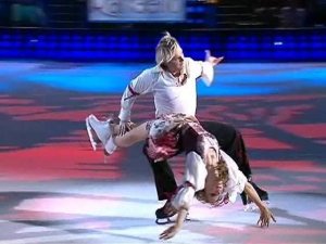 Третий этап. Лиза Арзамасова, Максим Ставиский. Лед и пламень. Фрагмент выпуска от 03.10.2010