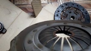 сцепление Luk на приоре 95000,можно было бы не менять.