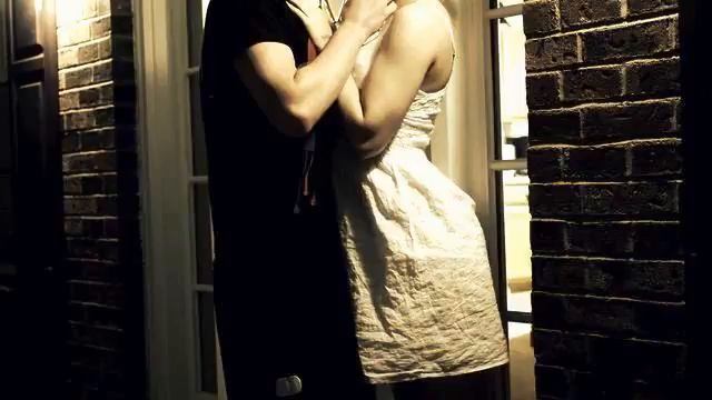 Музыка для apple. Просто круть! Голос расслабляет! смотреть онлайн