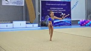 Художественная гимнастика. Элементы, шпагат, мостик, перекат