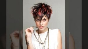 Short Shag Haircut for Women / The Perfect Choppy And Textured Layered Haircut For Short Hair