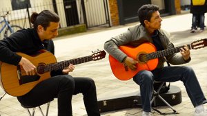 ФЛАМЕНКО УЛИЧНЫЕ МУЗЫКАНТЫ 4K UHD ► Гитаристы Круто Сыграли На Гитаре