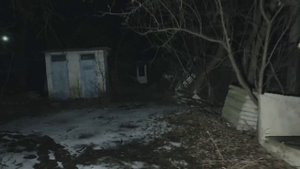 ТОЛЬКО В ЭТОМ ДОМЕ ГОРЕЛ СВЕТ. ЗАБРОШЕННЫЙ ЛАГЕРЬ В ЛЕСУ, ЧАСТЬ 2