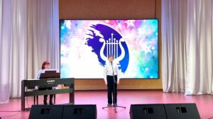 "Ах зачем я не лужайка"  академический вокал