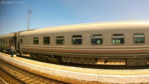 ТЭП70БС-340 с поездом 183А/184А Мурманск-Севастополь отправляется со ст. Владиславовка.