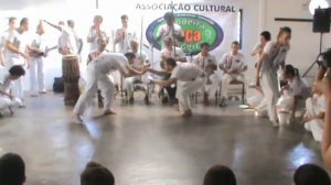 (2014.10.11) BATIZADO E TROCA DE CORDÉIS CAPOEIRA RAÇA - BRASÍLIA/DF