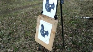 Квинторы 5.5 против JSB на 50 м в ветер..