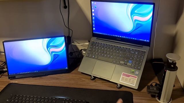 Monitor portátil ZEUSLAP e notebook Samsung s51 pro смотреть онлайн