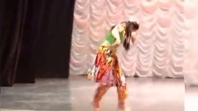 Uzbek folk music - Andijan polka; Узбекская народная - Андижанская полька смотреть онлайн