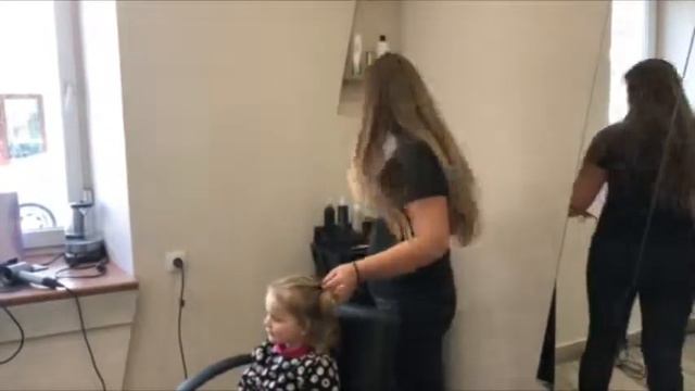 Виртуальная экскурсия Парикмахер смотреть онлайн