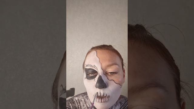 В чем пойти на Хэллоуин? Костюм скелета смотреть онлайн