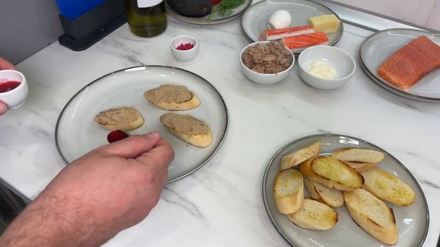 ВКУСНЕЙШАЯ ЗАКУСКА! БРУСКЕТТА С: ПАШТЕТОМ, КРАСНОЙ РЫБОЙ, ТУНЦОМ, КРАБОМ