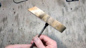 Самодельный светодиодный светильник лампадка из засохшей берёзы и старой люстры