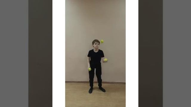 ЖОНГЛИРОВАНИЕ для ДЕТЕЙ/ ЧАСТЬ 2.