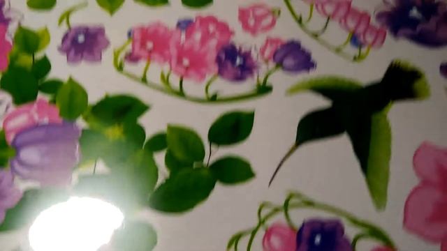 Самоклеющаяся наклейка на стену Колибри и цветы