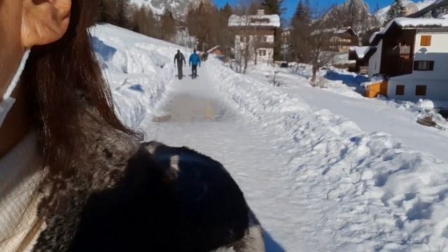 италия скользкий лёд на тротуаре. весело.адреналин.cortina смотреть онлайн