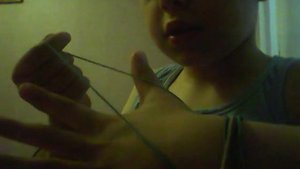 Новый фокус резинка на 2 пальца