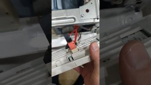 Замена амортизаторов в стиральная машина Bosch Logixx 8. Сильная вибрация при стирке и отжиме.