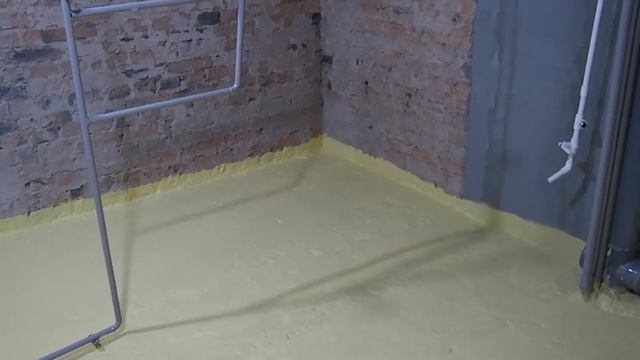 Поднимаем стяжку в ванной / Гидроизоляция и МНОГОЕ другое / Ремонт часть 8 смотреть онлайн