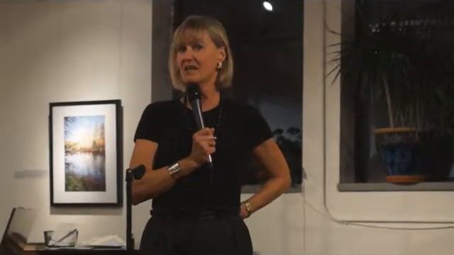 Barbara Lawton introduces Leslie Peterson at a Celebration for Leslie Peterson for D12 Alder 2/27/1 смотреть онлайн