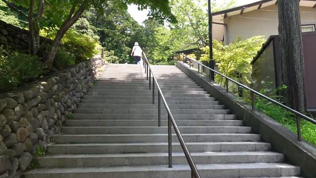 【Главное место силы в Сидзуоке】 Храм Хотаяма Соней-дзи в начале лета - JAPAN in 4K